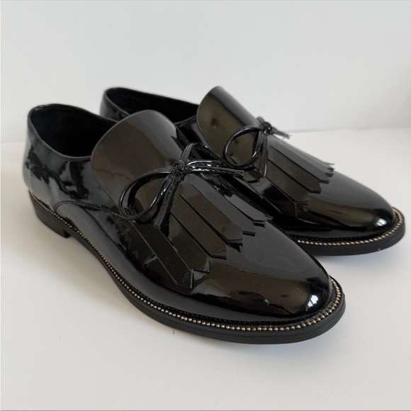 le chateau Shoes - le chateau Black Patent Kiltie Tassel Loafers